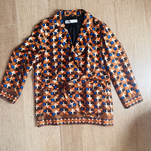 Zara Satin Printed Blazer with Belt Size Large - Picture 7 of 8
